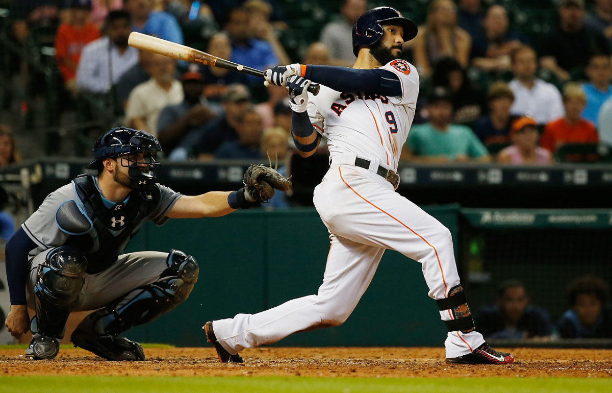 Marwin-Gonzalez-walkoff.jpg